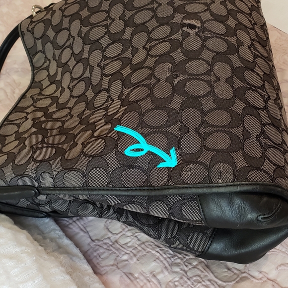 Coach Signature Classic Madison Maggie Shoulder Bag - Picture 11 of 17